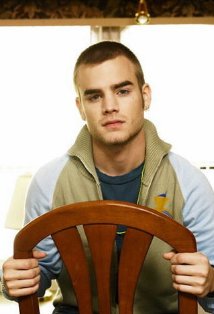 David Gallagher plays Simon Camden on 7th Heaven