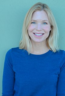 Jackie Swanson plays Kelly Gaines on Cheers