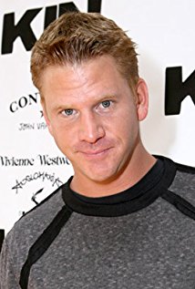 Dash Mihok plays Lynn McKennan on Felicity