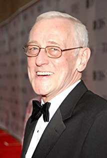 John Mahoney plays Martin Crane on Frasier