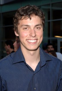 John Francis Daley plays Sam Weir on Freaks And Geeks