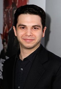 Samm Levine plays Neal Schweiber on Freaks And Geeks