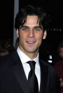 Eddie Cahill plays Tag Jones on Friends