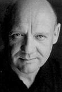 Eugene Lipinski plays December on Fringe
