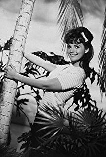 Dawn Wells plays Mary Ann Summers on Gilligans Island