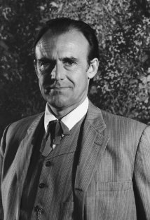Richard Bull plays Nels Oleson on Little House On The Prairie