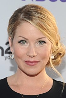 Christina Applegate plays Kelly Bundy on Married With Children