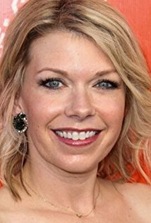 Mary Elizabeth Ellis plays Lisa Palmer on Santa Clarita Diet