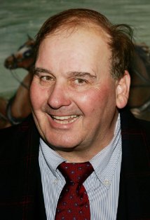 Ernie Sabella plays Leon Carosi on Saved By The Bell