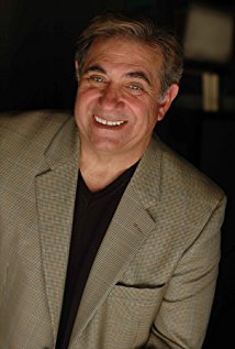 Dan Lauria plays Jack Arnold on The Wonder Years